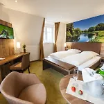 Hilker Hotel 3*